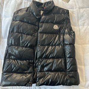 Women’s Moncler Vest size 3 Black